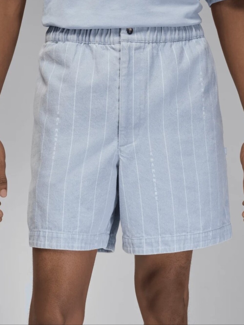 a ma maniere Air Jordan Shorts Size SMALL